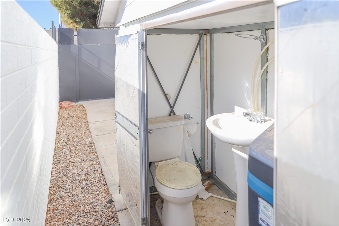 1403 5th Place Property Photo 35