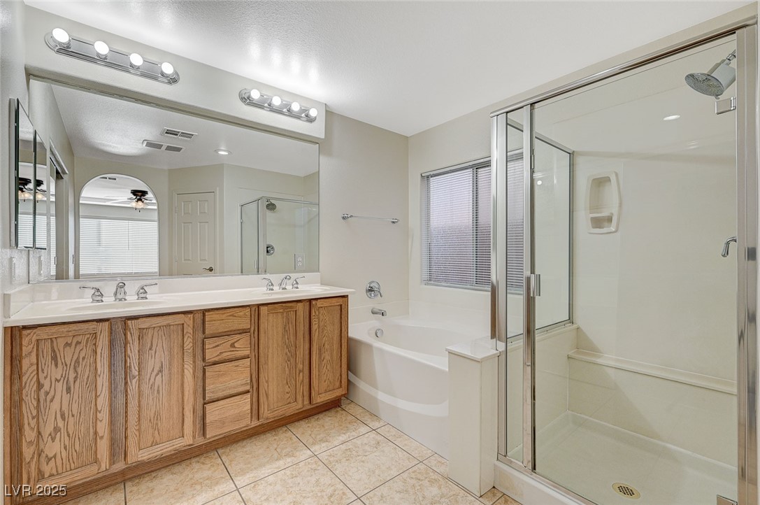 8889 West Torino Avenue Property Photo 19