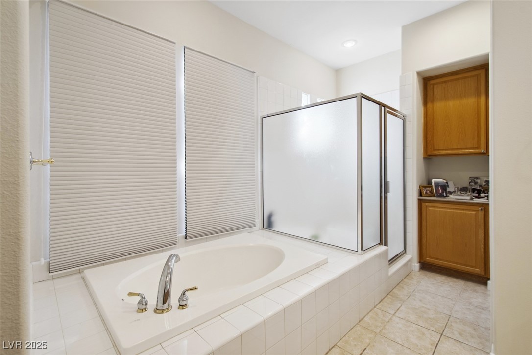 2794 Evening Rock Street Property Photo 18