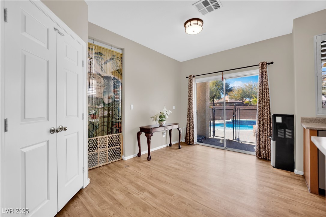 6145 Sydney Bay Court Property Photo 19