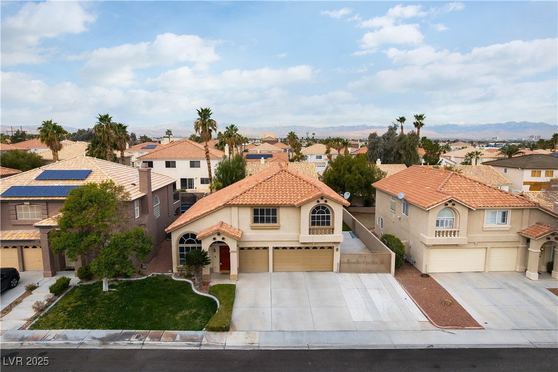 9843 Frosty Canyon Court Property Photo 2