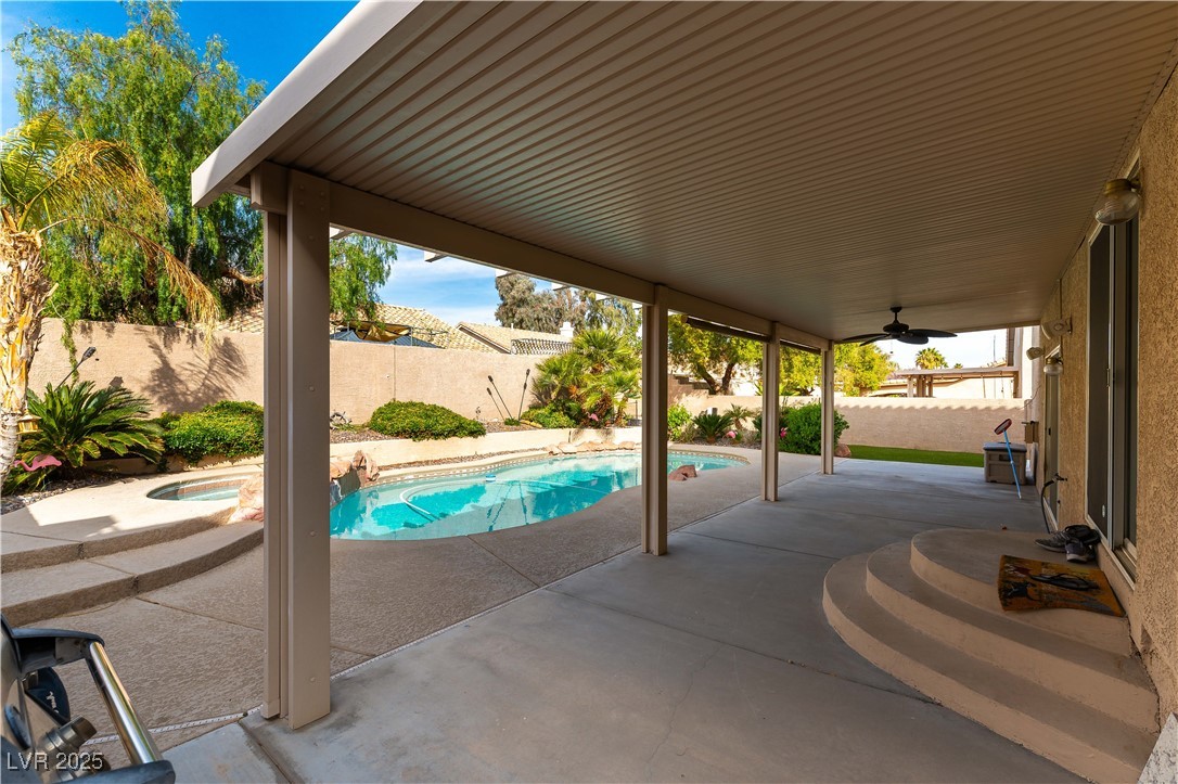 9843 Frosty Canyon Court Property Photo 26