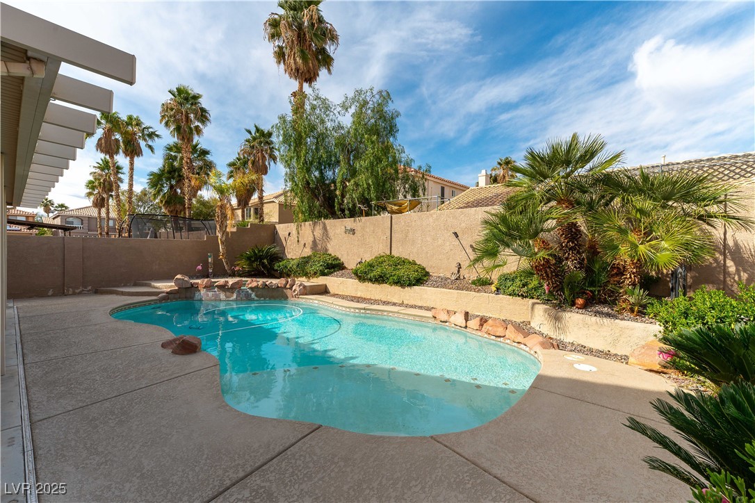 9843 Frosty Canyon Court Property Photo 27