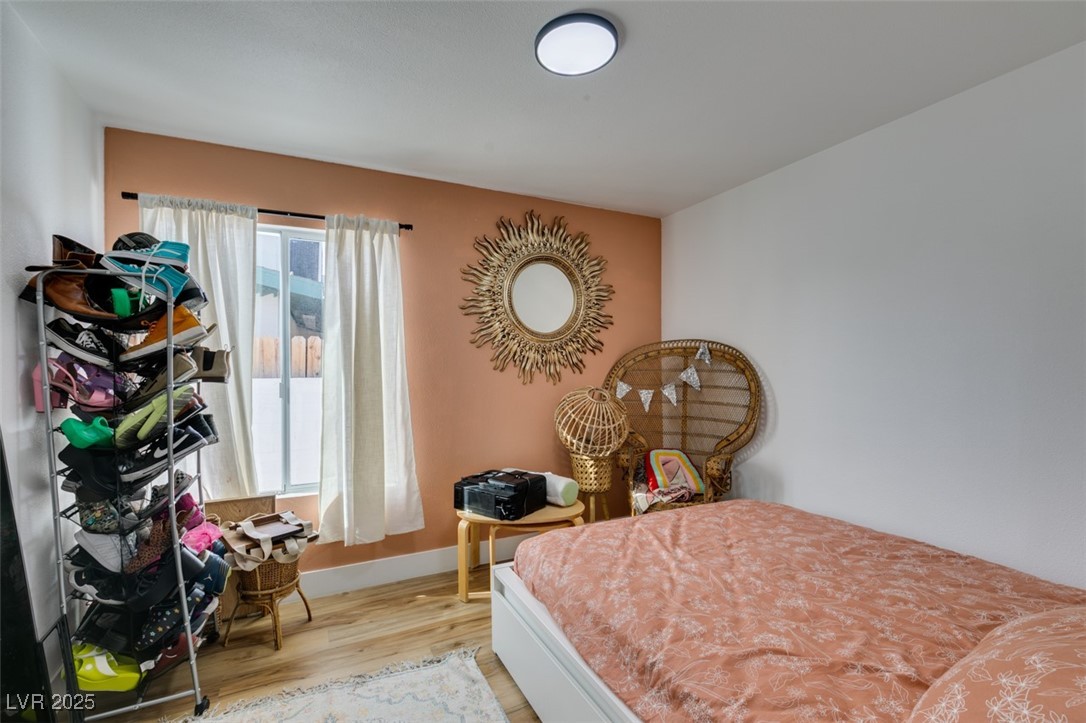 909 Hassett Avenue Property Photo 31