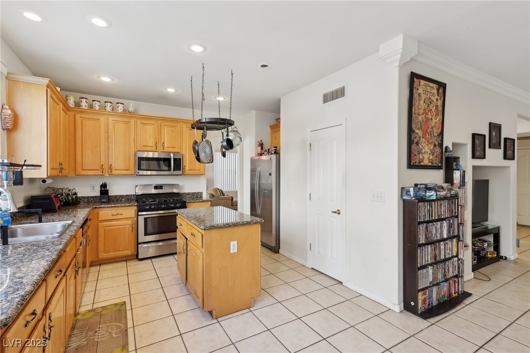 9916 Sierra Canyon Way Property Photo 15