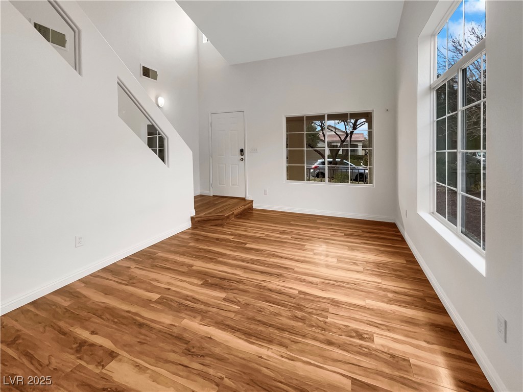 9570 Lavarun Court Property Photo 8