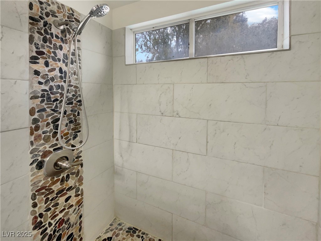 9570 Lavarun Court Property Photo 22