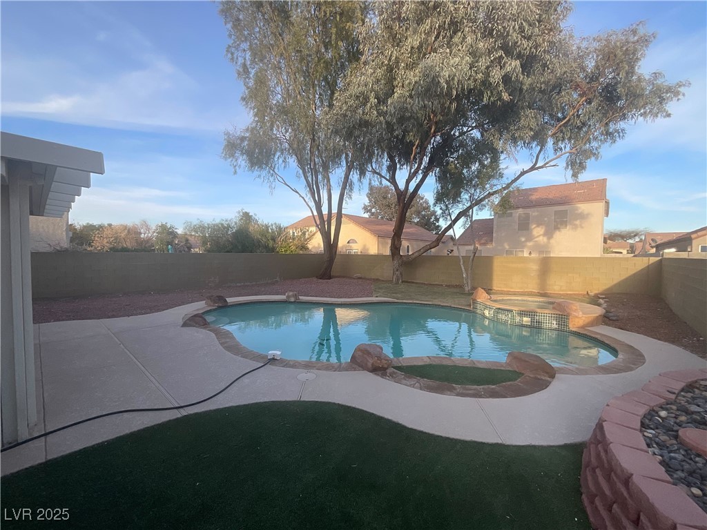 9570 Lavarun Court Property Photo 23