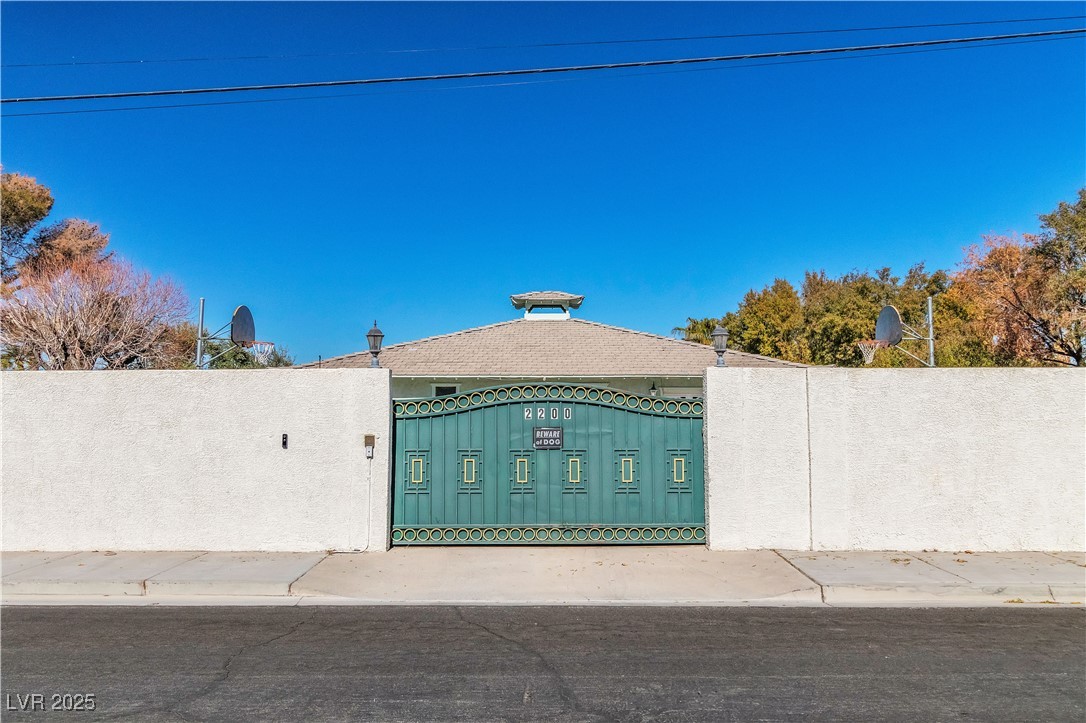 1245 South Rancho Drive Property Photo 14