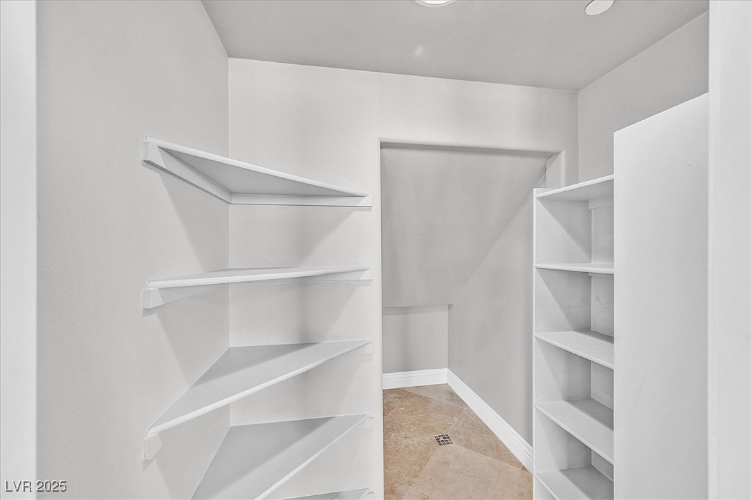 25 Via Mantova 2 Property Photo 8