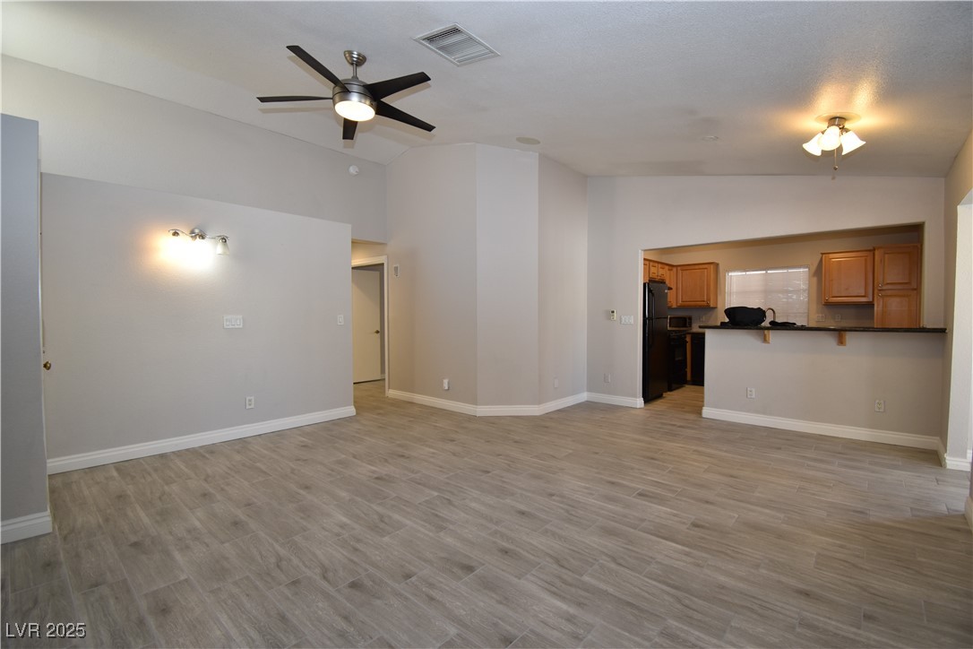 1618 Autumn Rust Drive Property Photo 6