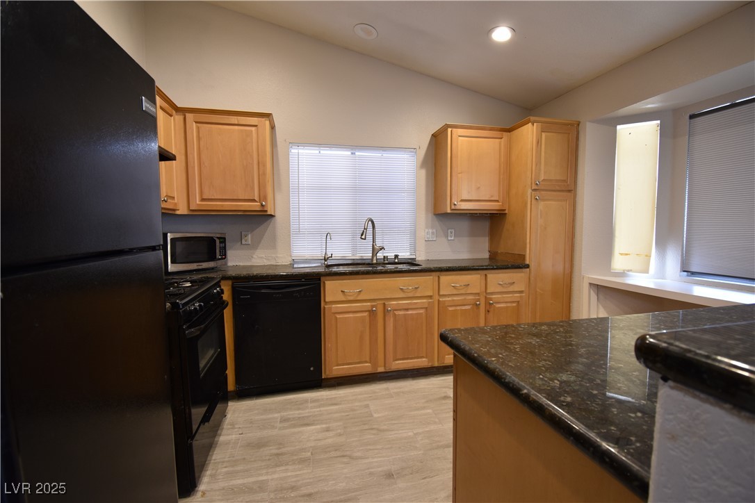 1618 Autumn Rust Drive Property Photo 8