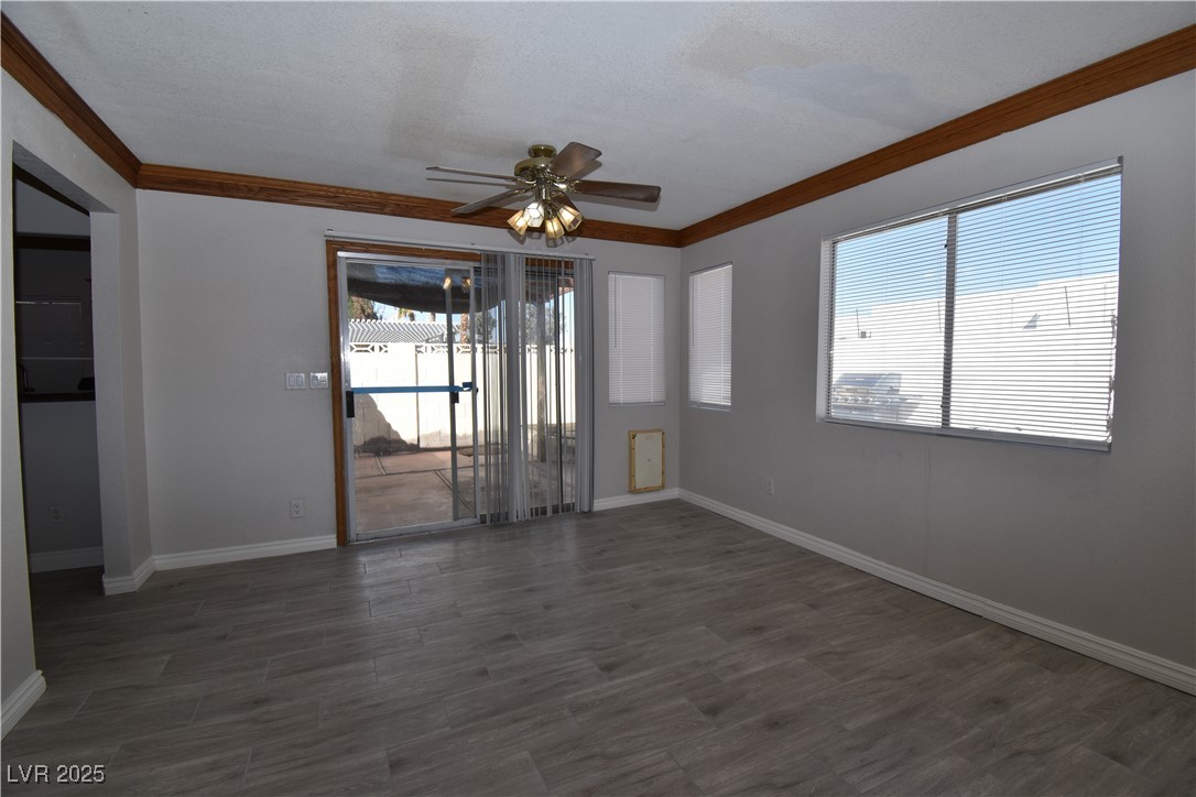 1618 Autumn Rust Drive Property Photo 12