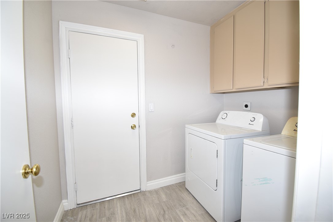 1618 Autumn Rust Drive Property Photo 15