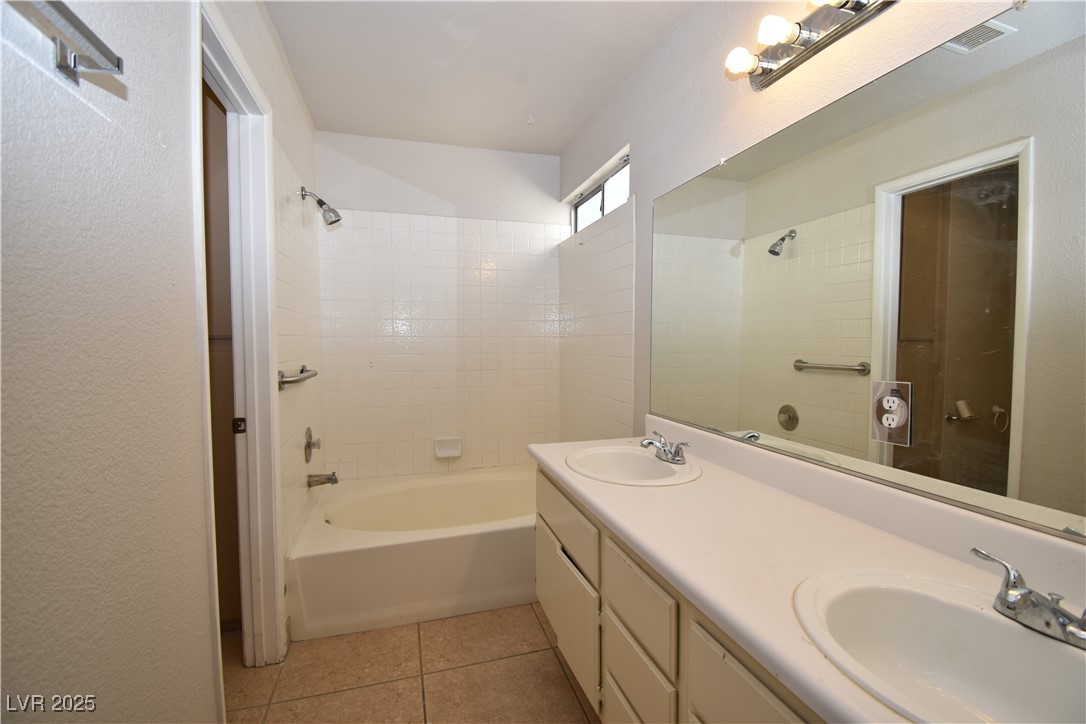 1618 Autumn Rust Drive Property Photo 17