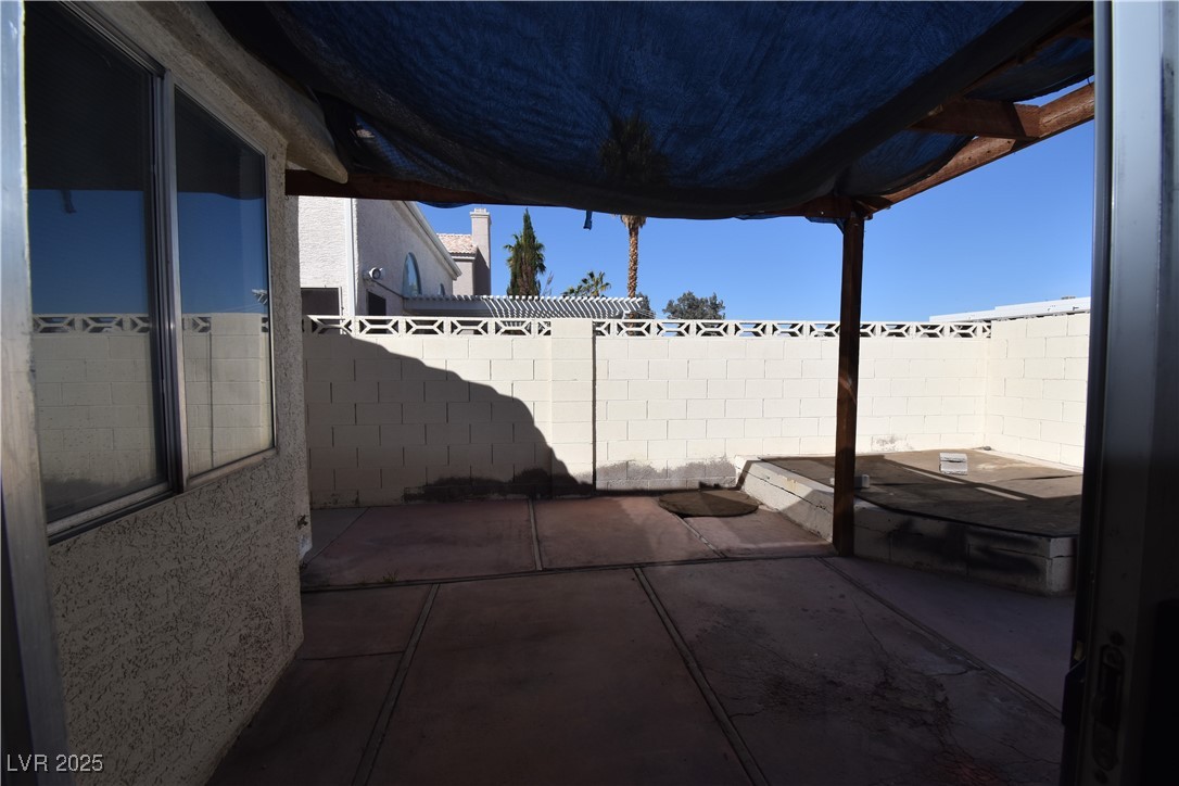1618 Autumn Rust Drive Property Photo 19