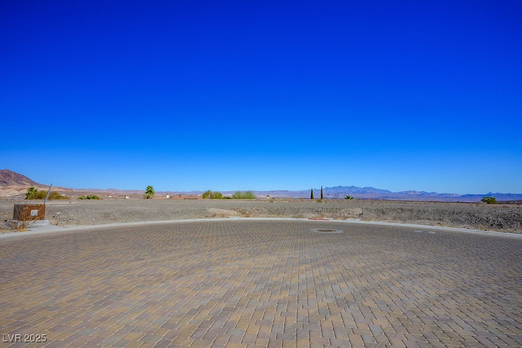 10 Carmenere Court Property Photo 8
