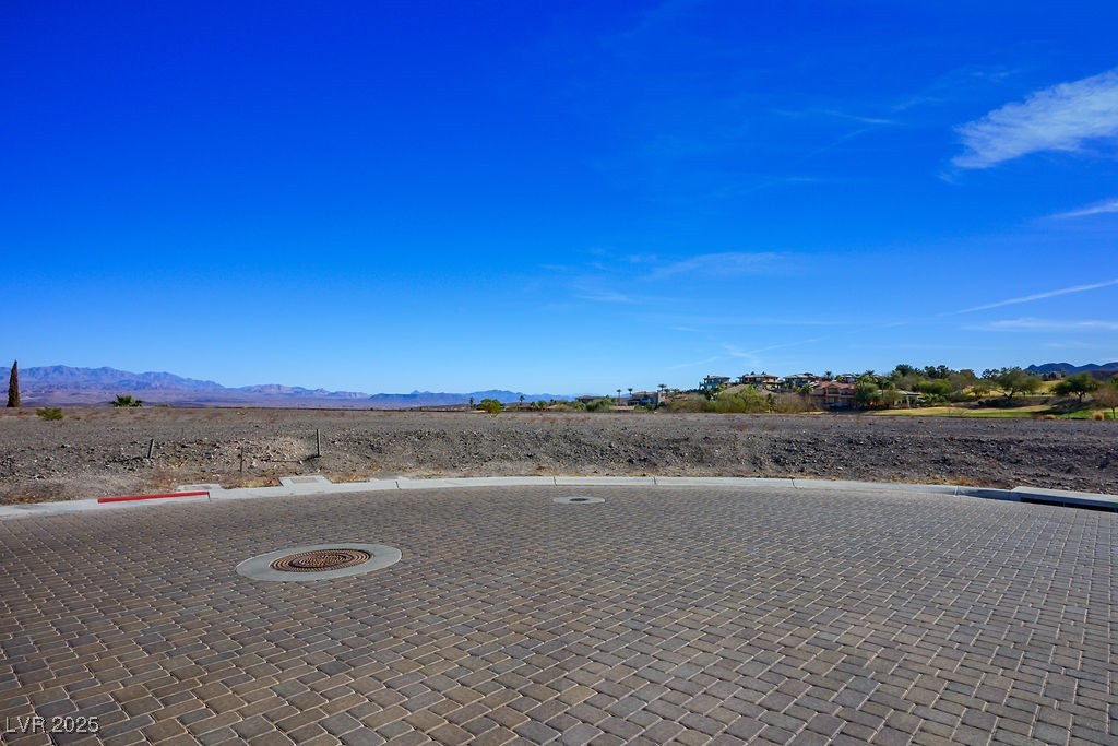 12 Carmenere Court Property Photo 8
