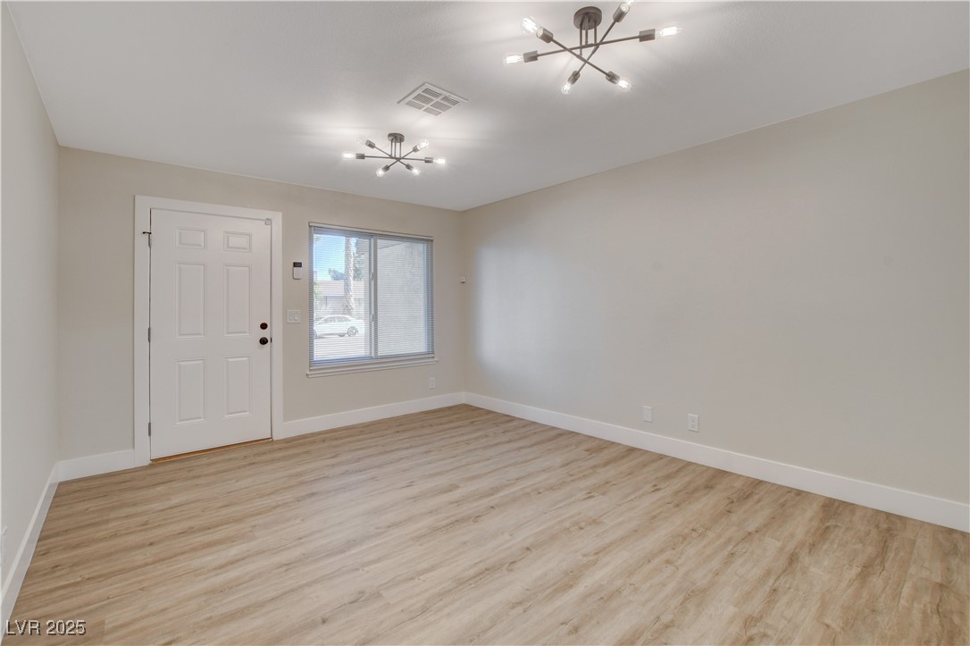 4512 Mark Avenue Property Photo 4