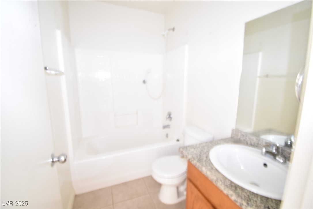 460 Rexford Drive 2103 Property Photo 16