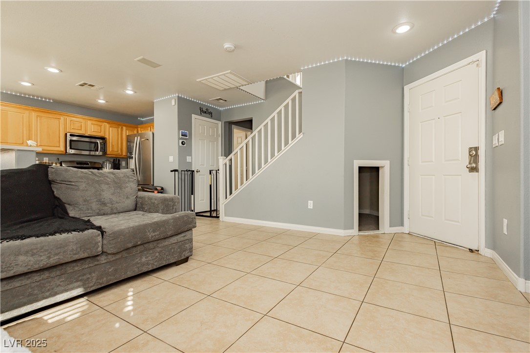 6356 Blue Twilight Court Property Photo 4