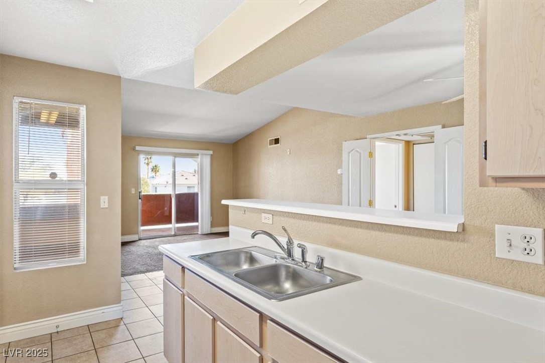 8101 West Flamingo Road 2145 Property Photo 6
