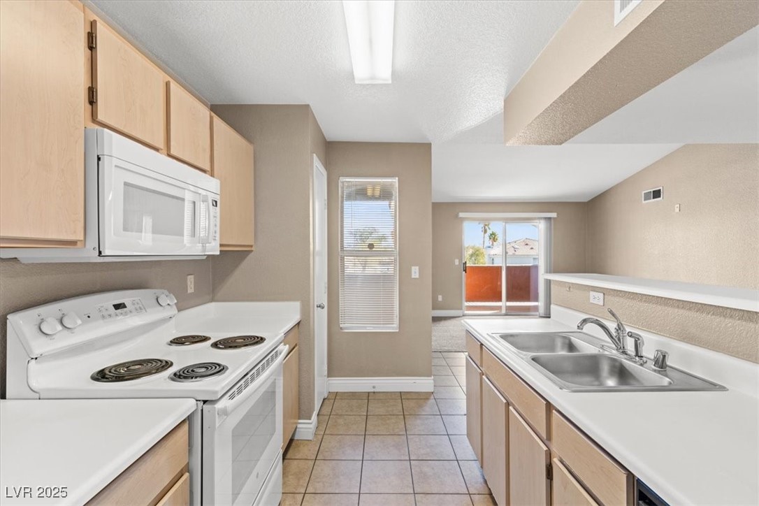 8101 West Flamingo Road 2145 Property Photo 23
