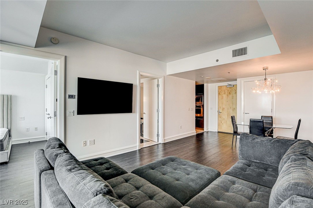 2700 South Las Vegas Boulevard 1305 Property Photo 3