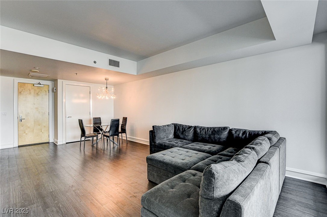 2700 South Las Vegas Boulevard 1305 Property Photo 4