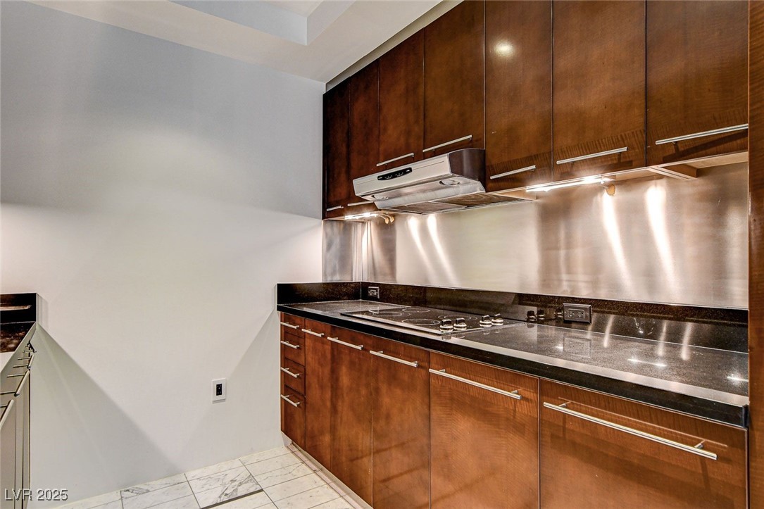 2700 South Las Vegas Boulevard 1305 Property Photo 11