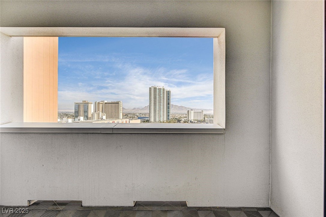 2700 South Las Vegas Boulevard 1305 Property Photo 20