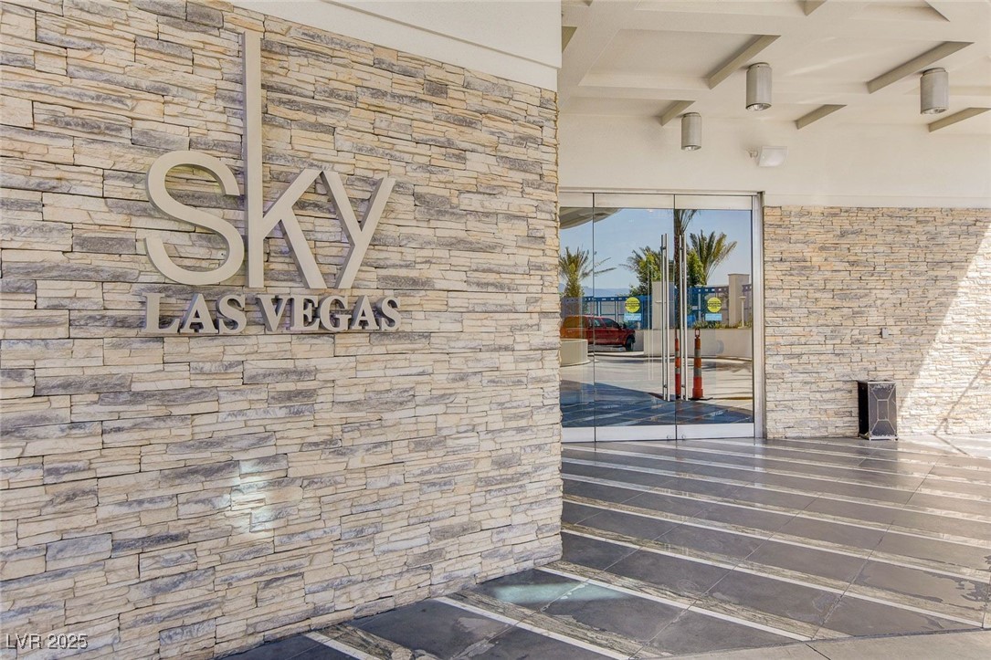 2700 South Las Vegas Boulevard 1305 Property Photo 25