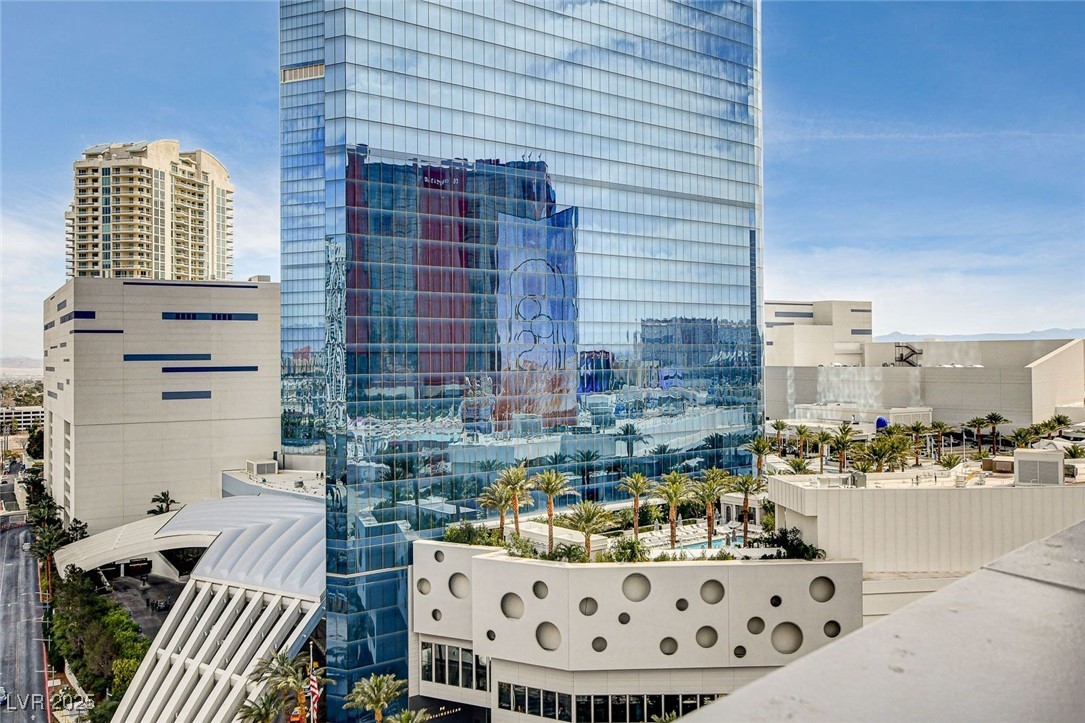 2700 South Las Vegas Boulevard 1305 Property Photo 32