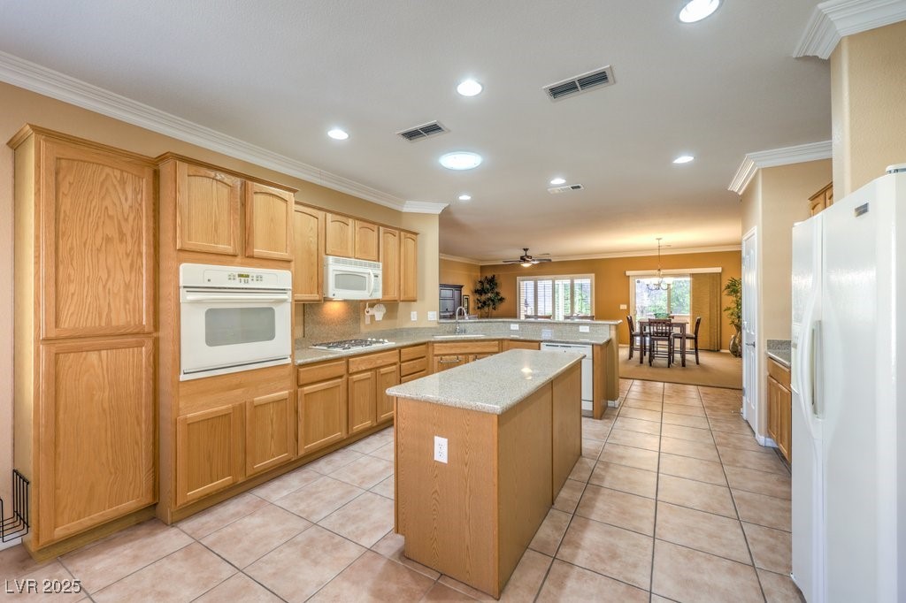 2277 Canyonville Drive Property Photo 11