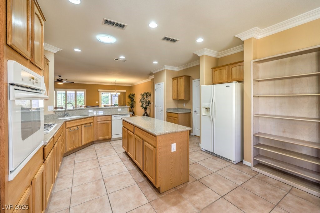 2277 Canyonville Drive Property Photo 14