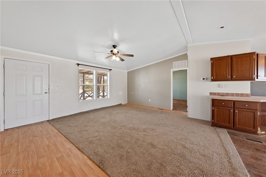 1901 North Buckboard Lane Property Photo 10