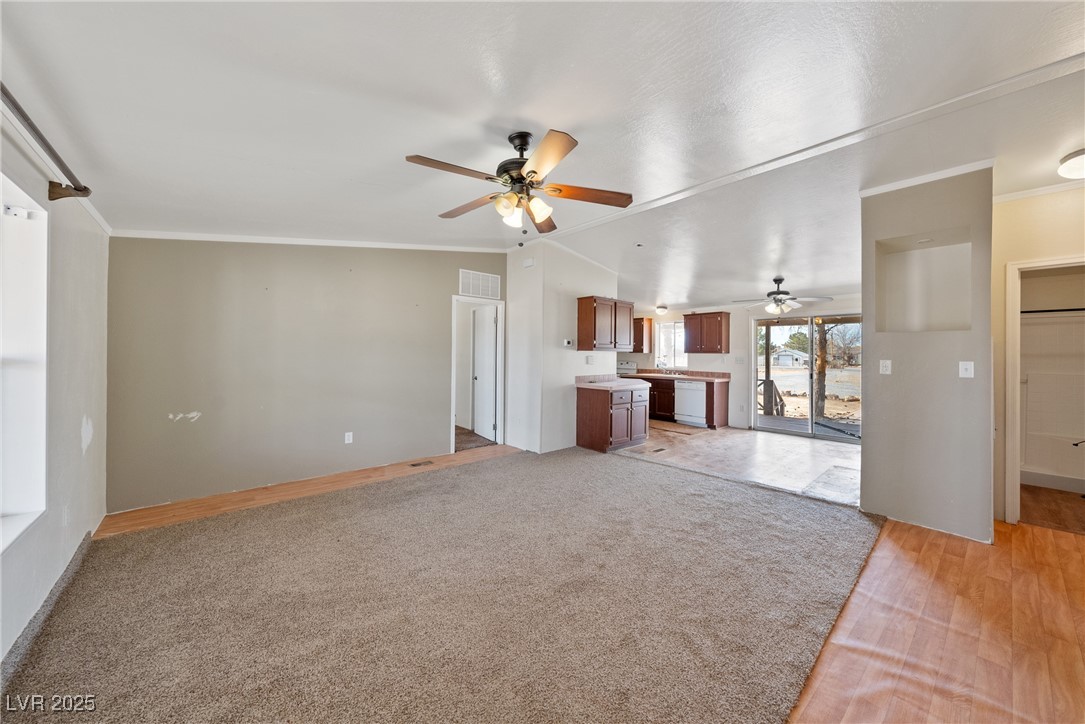 1901 North Buckboard Lane Property Photo 11