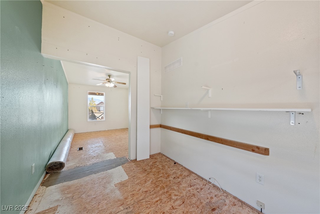 1901 North Buckboard Lane Property Photo 22