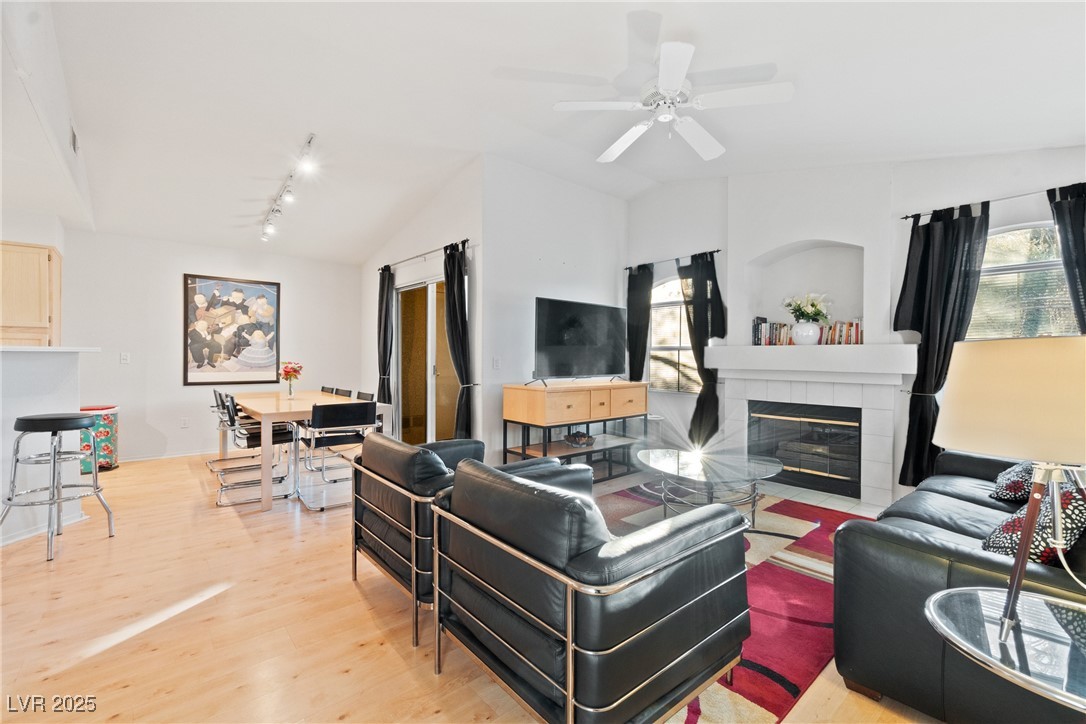 5415 West Harmon Avenue 2158 Property Photo 2
