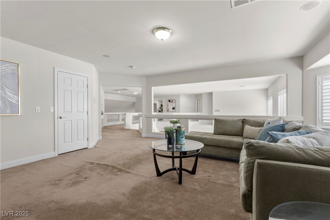 4439 Melrose Abbey Place Property Photo 9