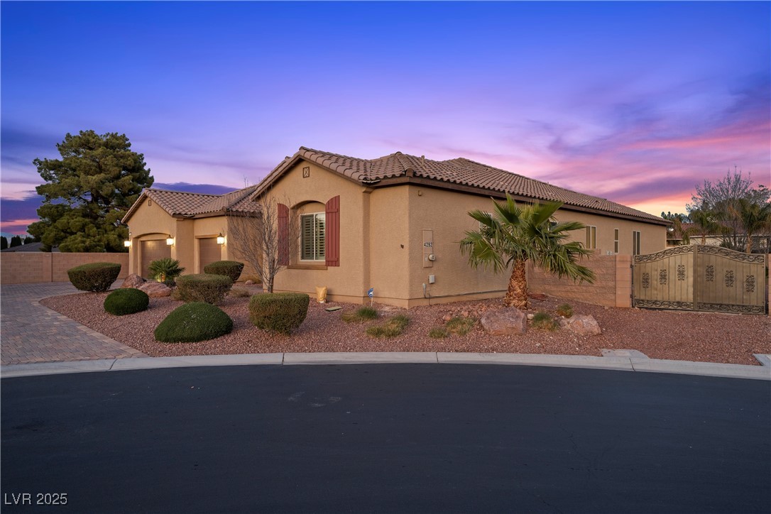 4292 Helena Cove Court Property Photo 6