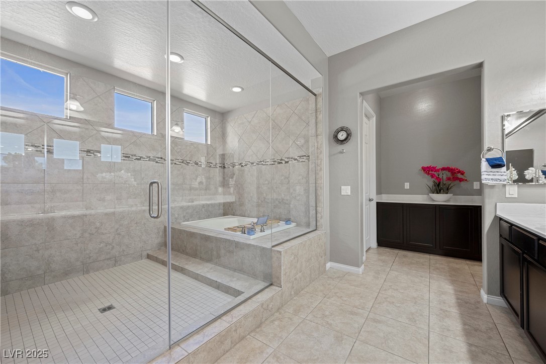 4292 Helena Cove Court Property Photo 16