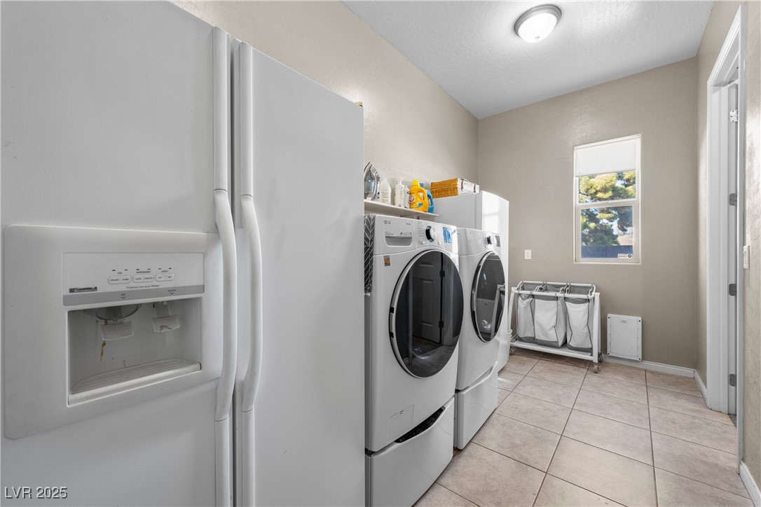 4292 Helena Cove Court Property Photo 27