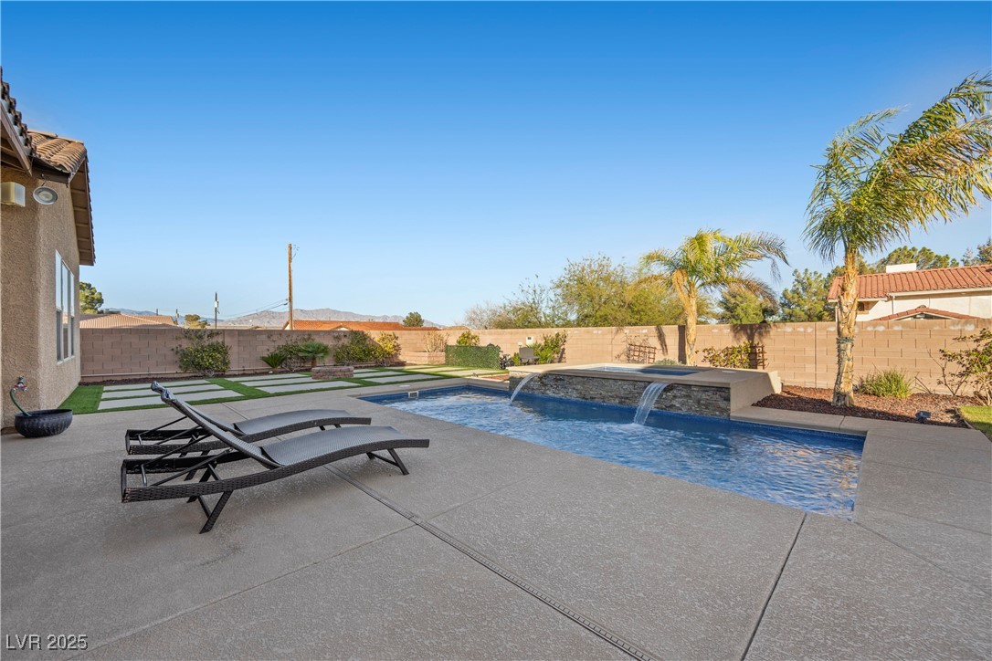 4292 Helena Cove Court Property Photo 77