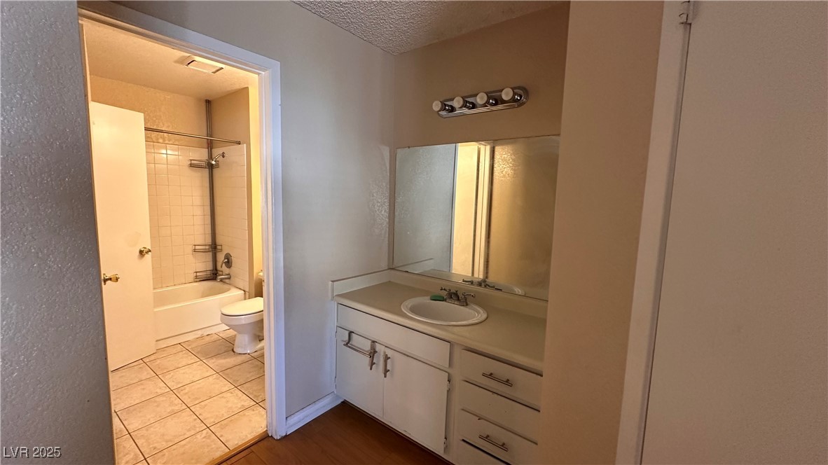 6750 Del Rey Avenue 102 Property Photo 14