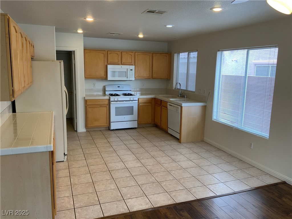 3239 Velvet Rose Street Property Photo 7
