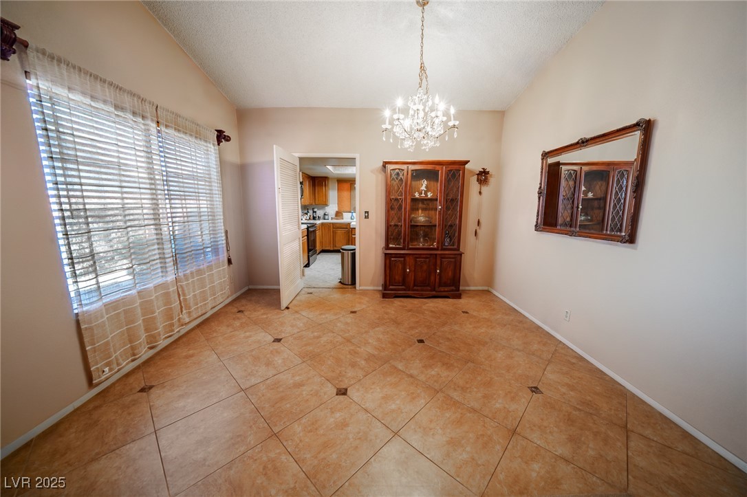 5873 Corazon Drive Property Photo 11