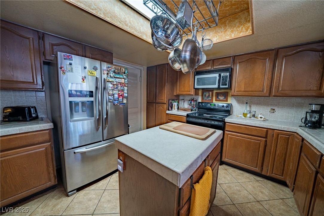 5873 Corazon Drive Property Photo 26