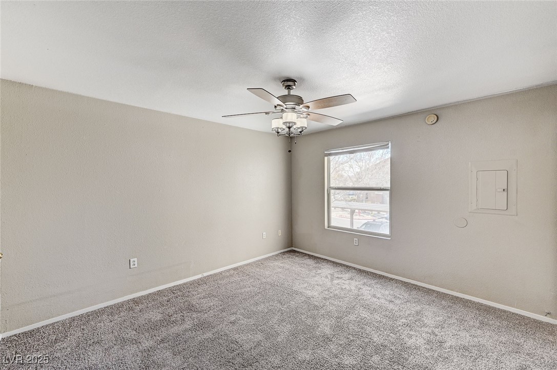 555 East Silverado Ranch Boulevard 2086 Property Photo 13