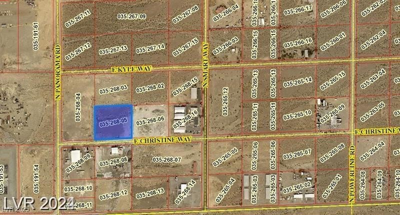 2090 East Christine Way Property Photo 4